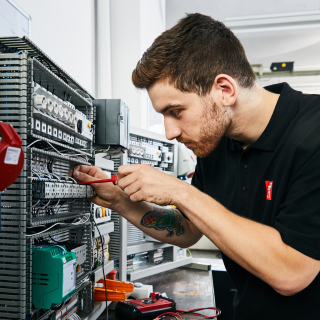 elektroniker_fuer_betriebstechnik